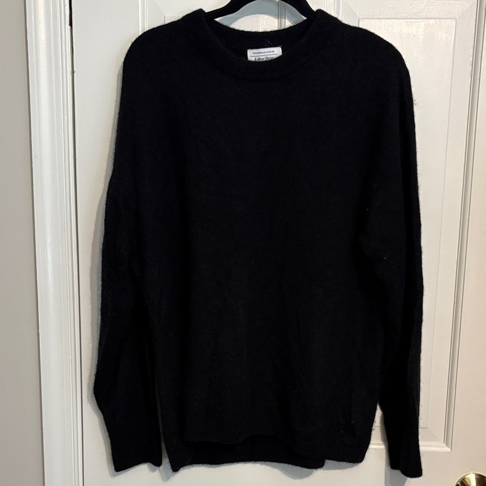 & Other Stories Black Crewneck Sweater - new w/o tag - size small - part alpaca